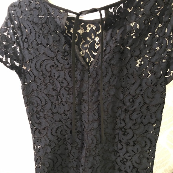 LOFT midnight blue/black lace cocktail dress - size 6 - Picture 3 of 5